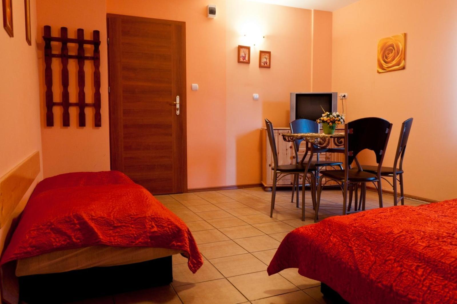 Czarci Mlyn Apartment กรูจอนตส์ ภายนอก รูปภาพ
